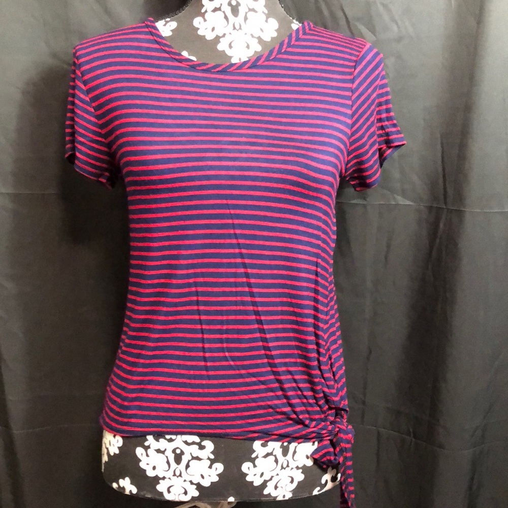 Women’s Striped Side Tie Tee